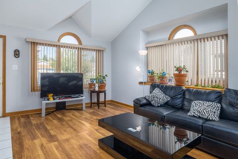 Tiny photo for 16231 Lake Villa Avenue, Tinley Park, IL 60477 (MLS # 12476543)