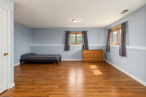 Tiny photo for 16231 Lake Villa Avenue, Tinley Park, IL 60477 (MLS # 12476543)