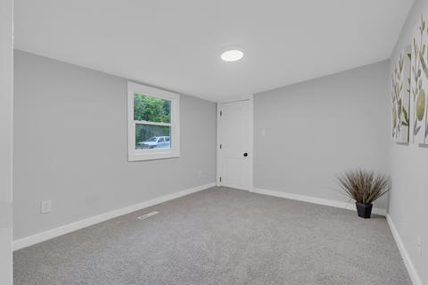 Tiny photo for 38472 N 4th Avenue, Spring Grove, IL 60081 (MLS # 12736891)
