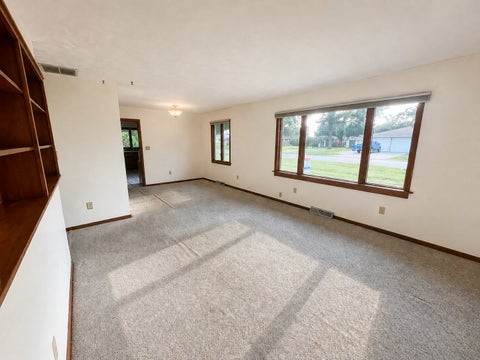 Tiny photo for 404 Clayton Drive, Watseka, IL 60970 (MLS # 12690597)