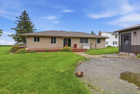 Tiny photo for 404 Clayton Drive, Watseka, IL 60970 (MLS # 12690597)