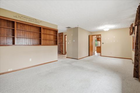 Tiny photo for 404 Clayton Drive, Watseka, IL 60970 (MLS # 12690597)