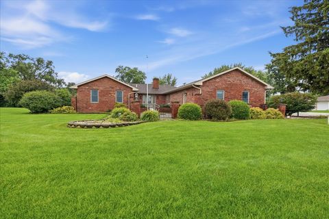 Photo of 404 Clayton Drive, Watseka, IL 60970 (MLS # 12690597)