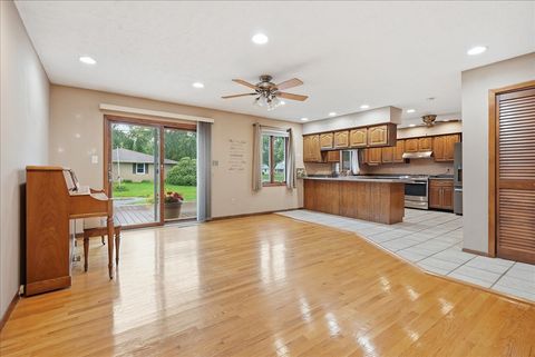 Tiny photo for 404 Clayton Drive, Watseka, IL 60970 (MLS # 12690597)
