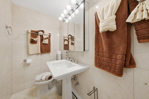 Tiny photo for 601 E 32nd Street #310, Chicago, IL 60616 (MLS # 12709629)