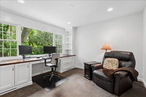 Tiny photo for 3002 EASTON Place, St. Charles, IL 60175 (MLS # 12620486)