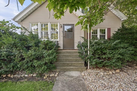 Tiny photo for 213 N Main Street, Saybrook, IL 61770 (MLS # 12779387)