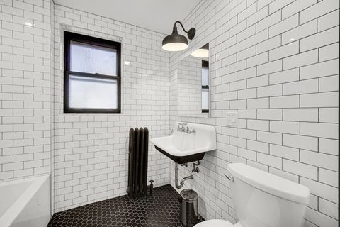 Tiny photo for 431 S East Avenue #1N, Oak Park, IL 60302 (MLS # 12611543)