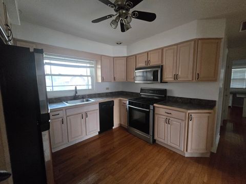 Tiny photo for 6108 Birmingham Street, Chicago Ridge, IL 60415 (MLS # 12522371)