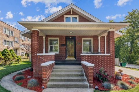 A home in Lombard