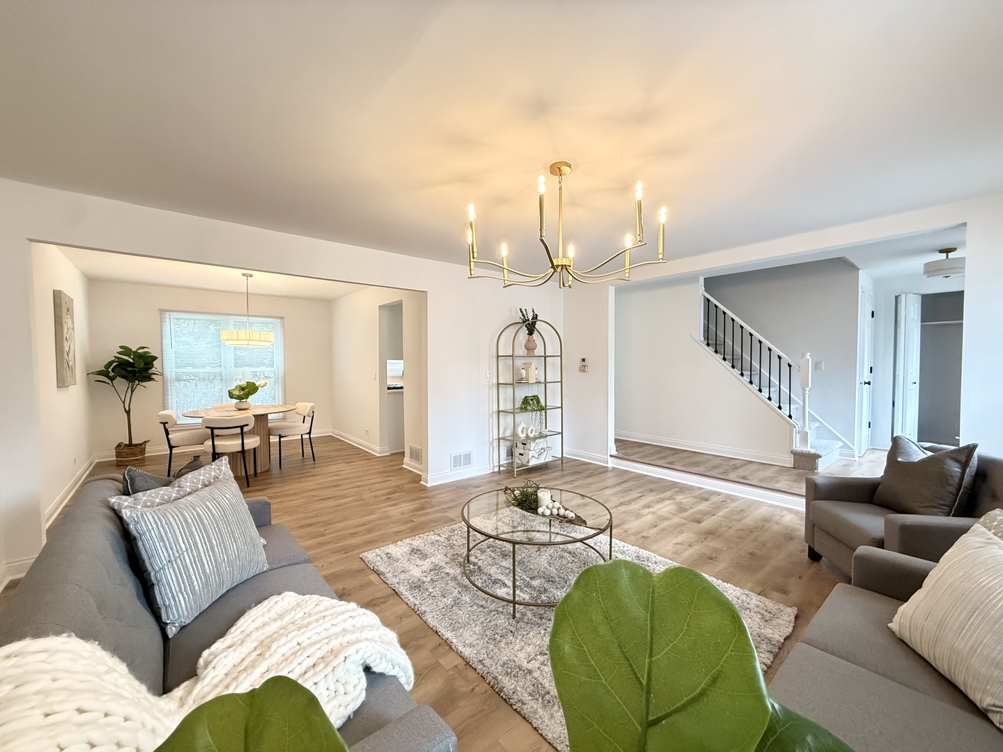 565 Kensington Court