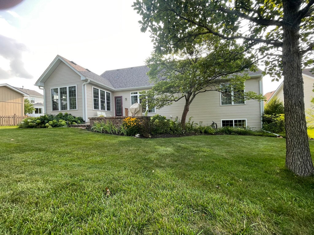 1364 Sycamore Lane
