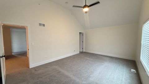 Tiny photo for 417 W Pierce Road, Itasca, IL 60143 (MLS # 12566874)