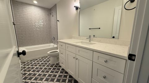 Tiny photo for 417 W Pierce Road, Itasca, IL 60143 (MLS # 12566874)