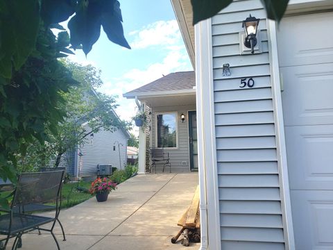 Tiny photo for 50 S Juniper Drive, North Aurora, IL 60542 (MLS # 12617499)