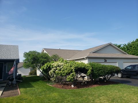 Tiny photo for 50 S Juniper Drive, North Aurora, IL 60542 (MLS # 12617499)