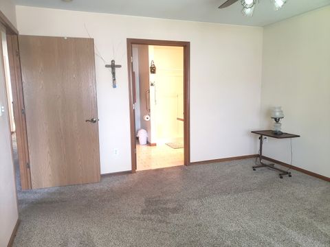 Tiny photo for 50 S Juniper Drive, North Aurora, IL 60542 (MLS # 12617499)