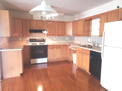 Tiny photo for 50 S Juniper Drive, North Aurora, IL 60542 (MLS # 12617499)