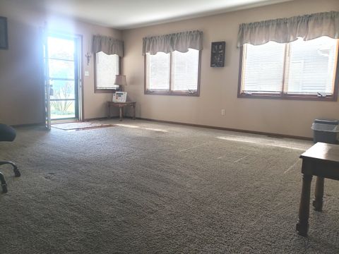 Tiny photo for 50 S Juniper Drive, North Aurora, IL 60542 (MLS # 12617499)