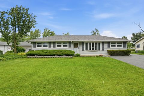 Photo of 804 W Kent Avenue, Crete, IL 60417 (MLS # 12653623)