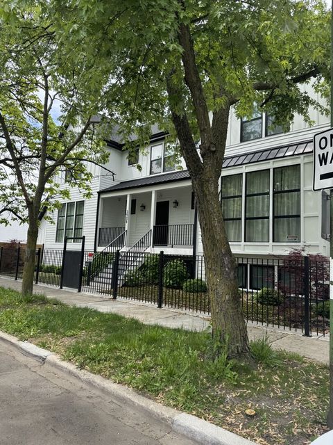 3506 N Keeler Avenue Chicago IL 60641
