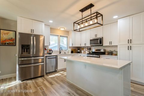 Tiny photo for 208 Flagstaff Drive, Bolingbrook, IL 60440 (MLS # 12498563)