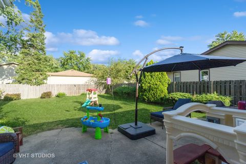 Tiny photo for 208 Flagstaff Drive, Bolingbrook, IL 60440 (MLS # 12498563)