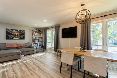 Tiny photo for 208 Flagstaff Drive, Bolingbrook, IL 60440 (MLS # 12498563)