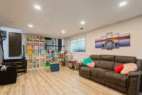 Tiny photo for 208 Flagstaff Drive, Bolingbrook, IL 60440 (MLS # 12498563)