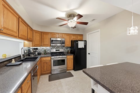 Tiny photo for 8215 Willow Drive #46D, Palos Hills, IL 60465 (MLS # 12743748)