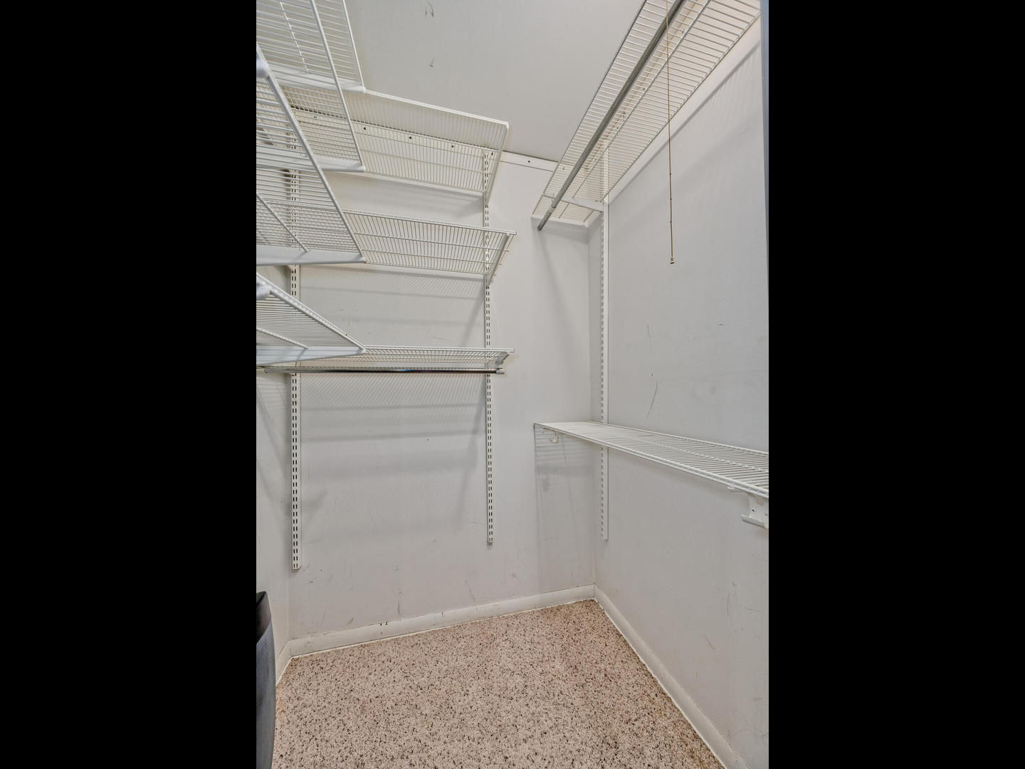 Mount Prospect, Illinois 60056, United States, 4 Bedrooms Bedrooms, ,3 BathroomsBathrooms,Residential,Active,208817