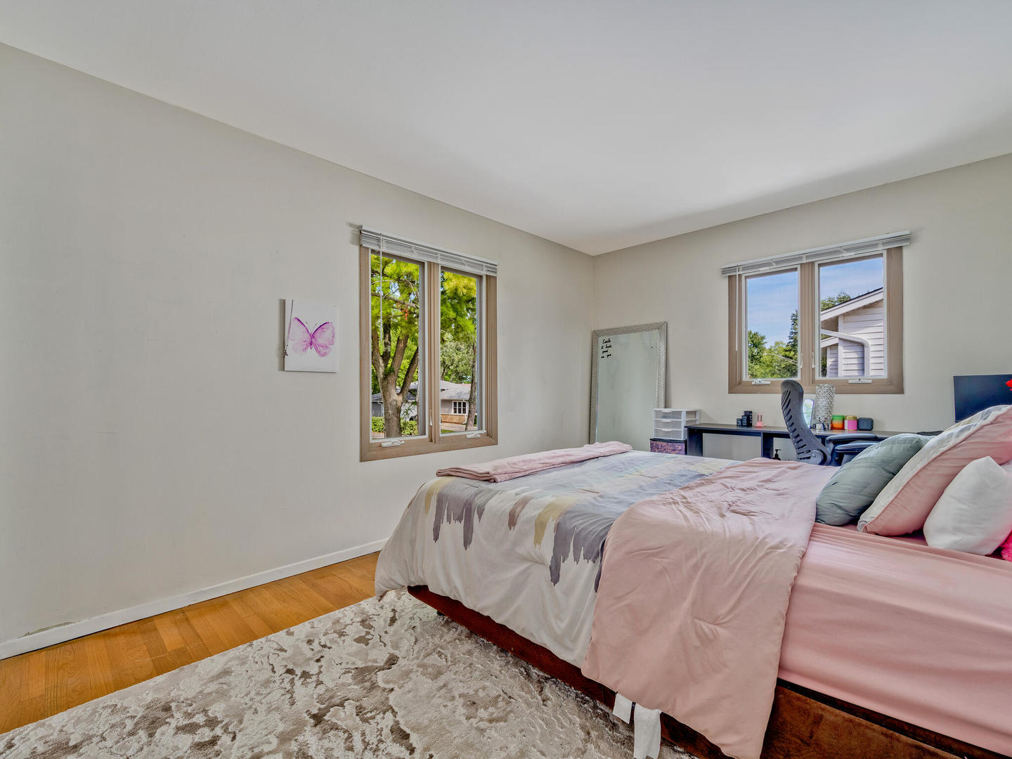 Mount Prospect, Illinois 60056, United States, 4 Bedrooms Bedrooms, ,3 BathroomsBathrooms,Residential,Active,208817