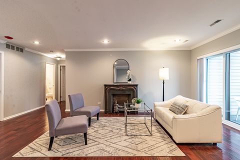 Tiny photo for 3030 Pheasant Creek Drive #307, Northbrook, IL 60062 (MLS # 12624962)