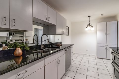 Tiny photo for 3030 Pheasant Creek Drive #307, Northbrook, IL 60062 (MLS # 12624962)