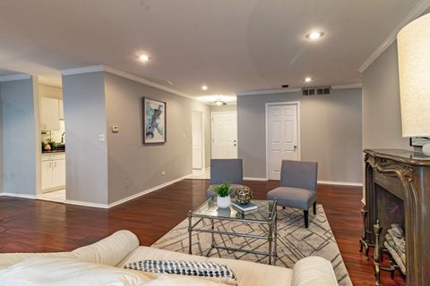 Tiny photo for 3030 Pheasant Creek Drive #307, Northbrook, IL 60062 (MLS # 12624962)