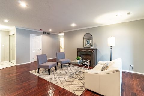 Tiny photo for 3030 Pheasant Creek Drive #307, Northbrook, IL 60062 (MLS # 12624962)