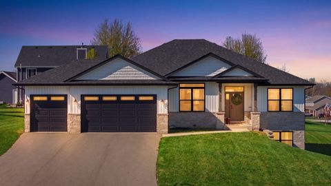 Photo of 391 TEABERRY Court, Roscoe, IL 61073 (MLS # 12632153)