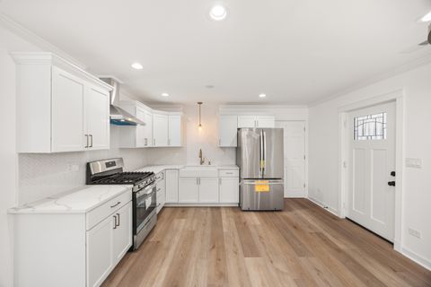 Tiny photo for 813 Audrey Avenue, Joliet, IL 60436 (MLS # 12532571)