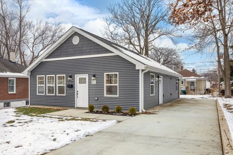Tiny photo for 813 Audrey Avenue, Joliet, IL 60436 (MLS # 12532571)