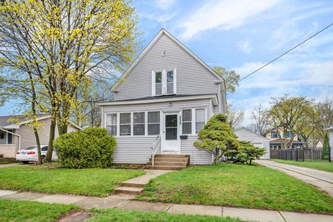 Tiny photo for 232 N Green Street, Carpentersville, IL 60110 (MLS # 12620107)
