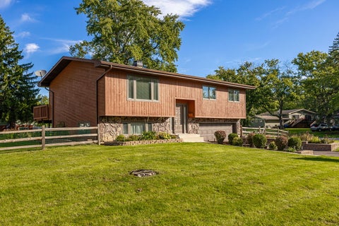 Tiny photo for 588 Kohley Road, Lisle, IL 60532 (MLS # 12747551)