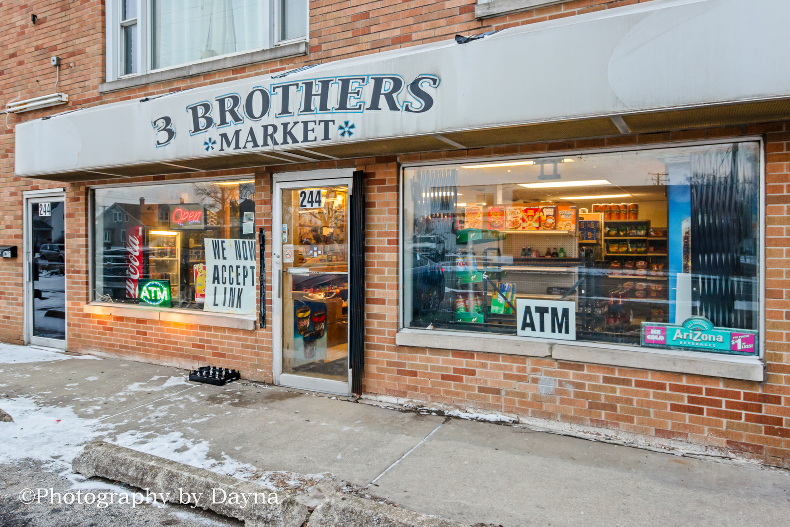242 W Jeffery Street