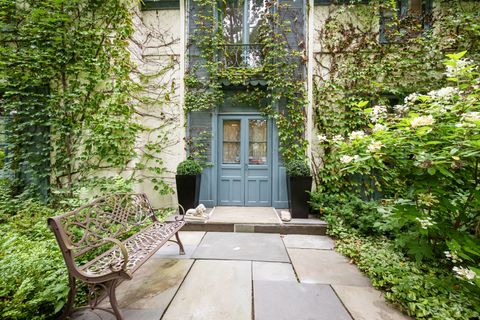 Tiny photo for 908 Elm Place, Glencoe, IL 60022 (MLS # 12486480)