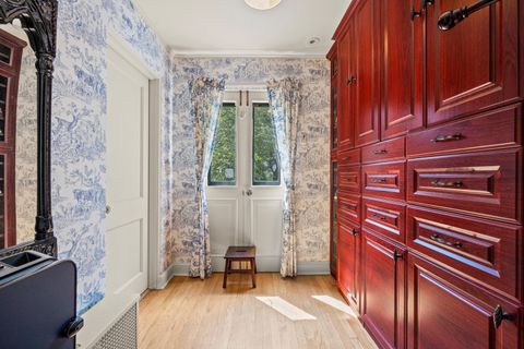 Tiny photo for 908 Elm Place, Glencoe, IL 60022 (MLS # 12486480)