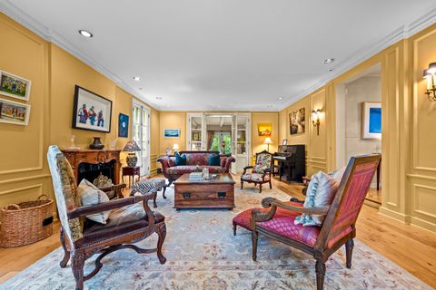 Tiny photo for 908 Elm Place, Glencoe, IL 60022 (MLS # 12486480)