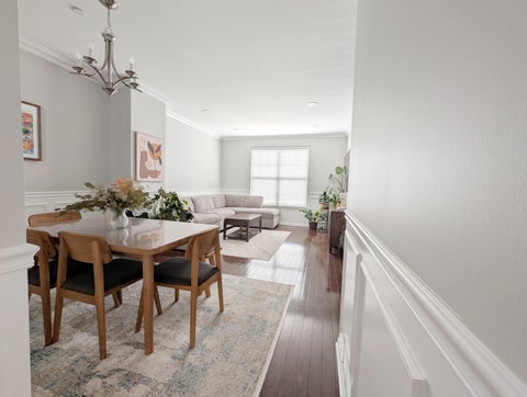 Tiny photo for 208 Wildflower Street, Des Plaines, IL 60016 (MLS # 12734068)