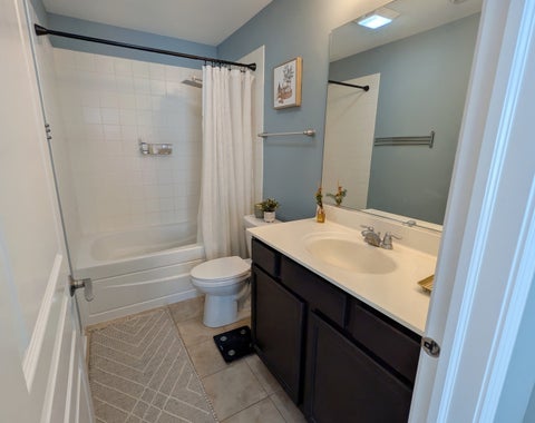 Tiny photo for 208 Wildflower Street, Des Plaines, IL 60016 (MLS # 12734068)
