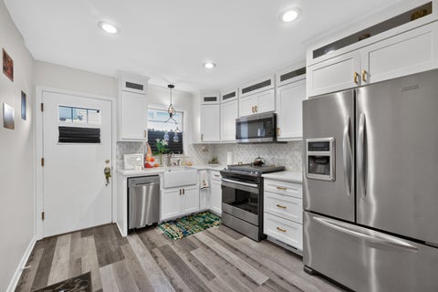 Tiny photo for 825 Prairie Street, Aurora, IL 60506 (MLS # 12795846)