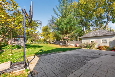 Tiny photo for 825 Prairie Street, Aurora, IL 60506 (MLS # 12795846)