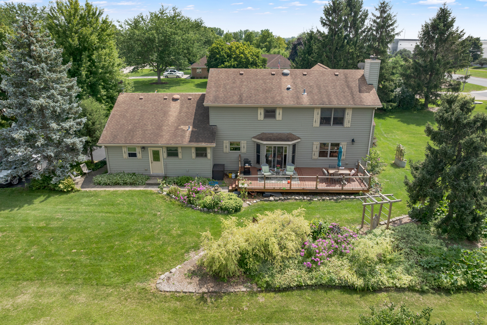 404 Arrowhead Drive